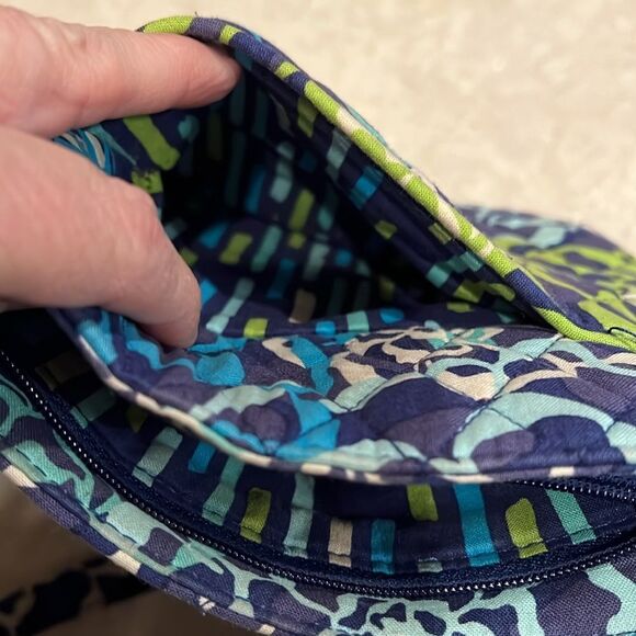 Vera Bradley adjustable strap hipster - Picture 6 of 11